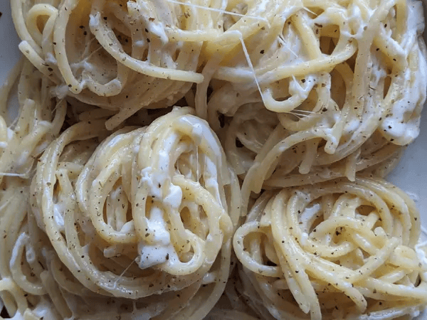 Authentic Roman Cacio e Pepe